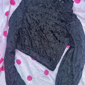 Long sleeve crop top